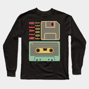 'Never Forget Floppy Disk 80s' Cool Eighties Vintage Gift Long Sleeve T-Shirt